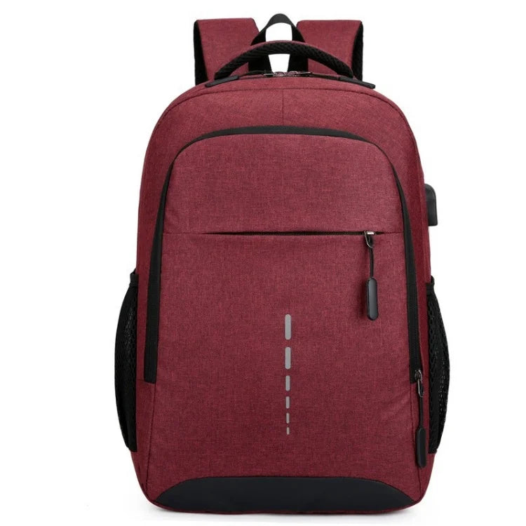 Mochila de nailon con gran capacidad, cómoda para desplazamientos y con puerto USB